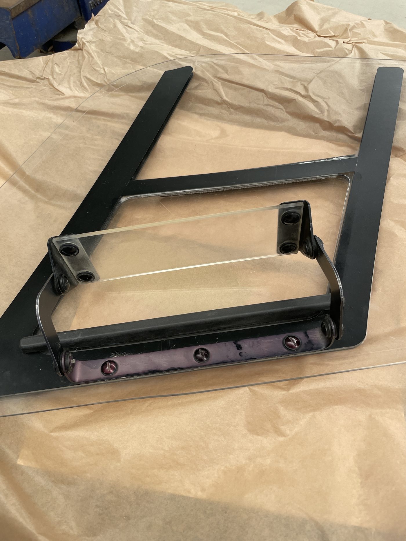 Photo 4 of the component
