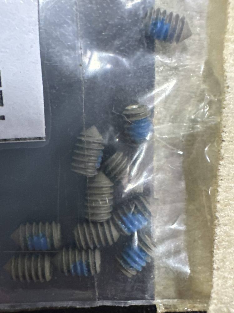 Photo 2 of the component