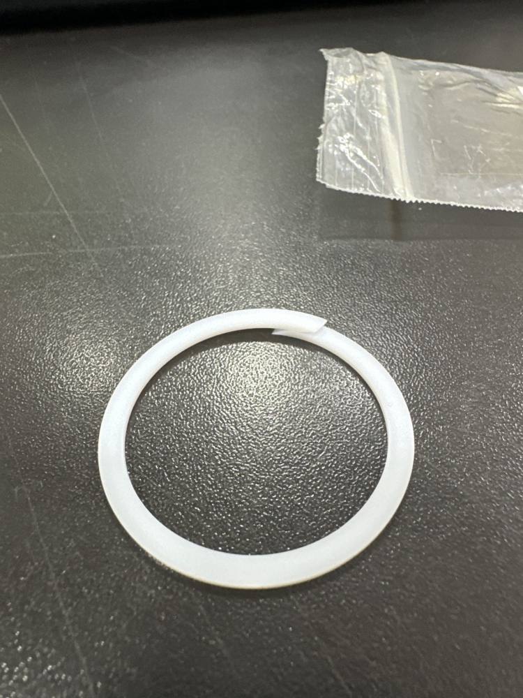 RETAINER